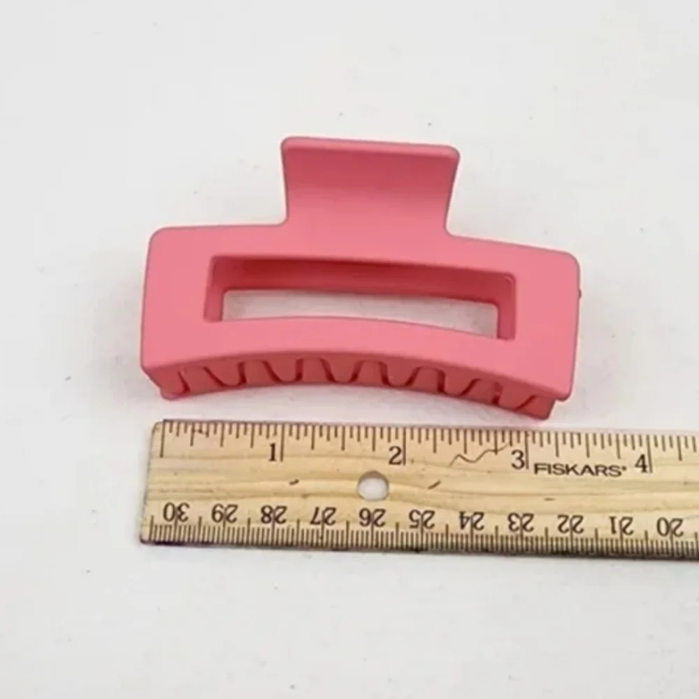 N/A claw clips